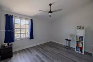 12171 SW 4th St, Pembroke Pines, FL 33025 - Photo 18