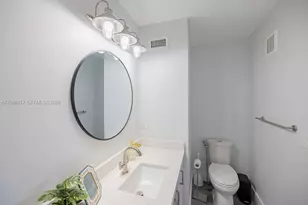 12171 SW 4th St, Pembroke Pines, FL 33025 - Photo 22