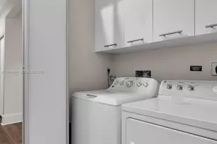 900 Brickell Key Blvd, Miami, FL 33131 - Photo 26