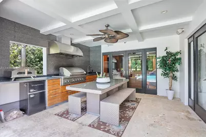 1001 NE 96th St, Miami Shores, FL 33138 - Photo 40