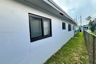 230 NW 8th Ave, Dania Beach, FL 33004 - Photo 36
