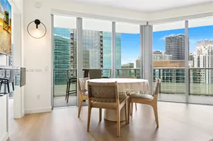 1300 Brickell Bay Dr, Miami, FL 33131 - Photo 4
