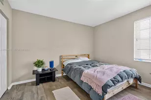 600 SW 167th Way, Pembroke Pines, FL 33027 - Photo 30