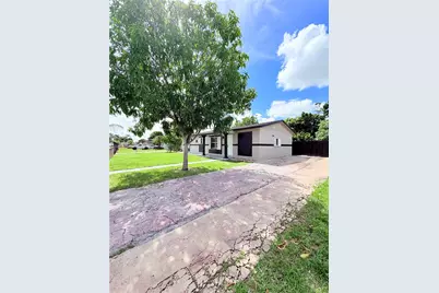 4492 NW 180th St, Miami Gardens, FL 33055 - Photo 2