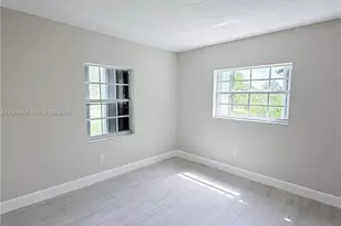 4492 NW 180th St, Miami Gardens, FL 33055 - Photo 12