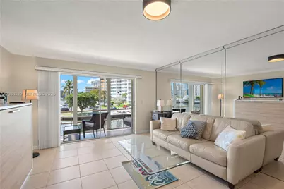 2600 Diana Dr #208, Hallandale Beach, FL 33009 - Photo 10
