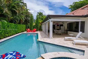 15600 NW 82nd Ct, Miami Lakes, FL 33016 - Photo 32