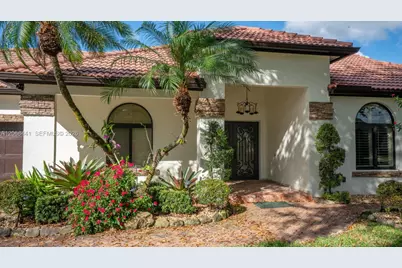 15600 NW 82nd Ct, Miami Lakes, FL 33016 - Photo 40