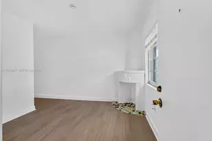 1341 Meridian Ave, Miami Beach, FL 33139 - Photo 2