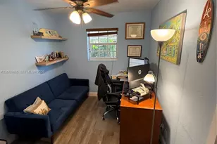 130 NE 123rd St, North Miami, FL 33161 - Photo 16