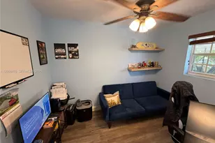 130 NE 123rd St, North Miami, FL 33161 - Photo 18