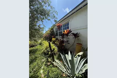 130 NE 123rd St, North Miami, FL 33161 - Photo 44