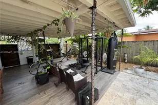 130 NE 123rd St, North Miami, FL 33161 - Photo 8