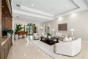 10601 SW 72nd Ct, Pinecrest, FL 33156 - Photo 12