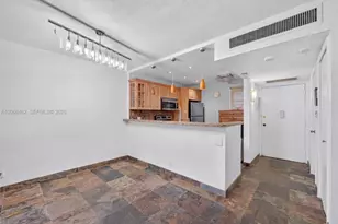3301 N Country Club Dr, Aventura, FL 33180 - Photo 10
