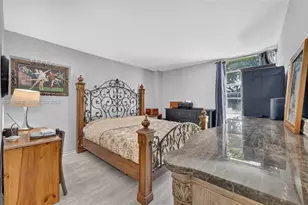 3301 N Country Club Dr, Aventura, FL 33180 - Photo 22