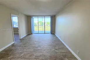 9230 Lagoon Pl, Davie, FL 33324 - Photo 8