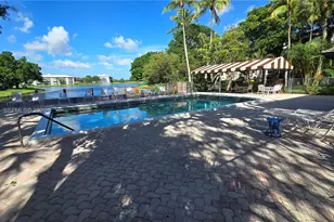 9230 Lagoon Pl, Davie, FL 33324 - Photo 28