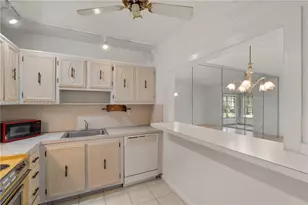 5620 SW 3rd Pl, Margate, FL 33068 - Photo 4