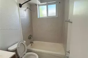 5814 NE 4th Ct, Miami, FL 33137 - Photo 14