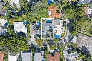 218 S Shore Dr S, Miami, FL 33133 - Photo 2