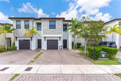 24900 SW 107th Ct, Homestead, FL 33032 - Photo 2