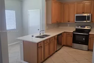 4730 Lago Vista Dr, Coconut Creek, FL 33073 - Photo 2