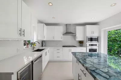 109 1st Dilido Ter, Miami Beach, FL 33139 - Photo 8