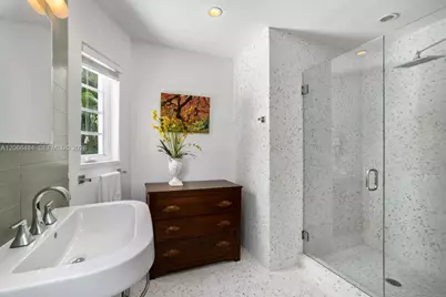 109 1st Dilido Ter, Miami Beach, FL 33139 - Photo 18