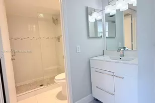 20355 NE 34th Ct, Aventura, FL 33180 - Photo 4