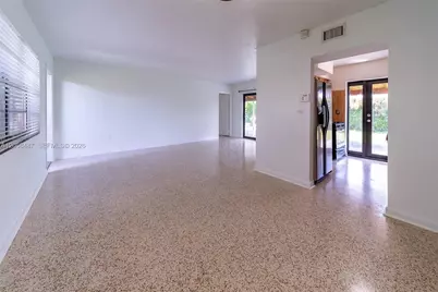 4361 SW 97th Ct, Miami, FL 33165 - Photo 8
