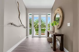 122 S Bahama Dr, Duck Key, FL 33050 - Photo 28