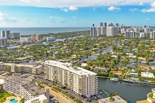 401 Golden Isles Dr, Hallandale Beach, FL 33009 - Photo 32