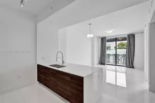 301 Altara Ave, Coral Gables, FL 33146 - Photo 2