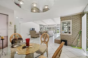 7300 Corkwood Terrace, Tamarac, FL 33321 - Photo 20