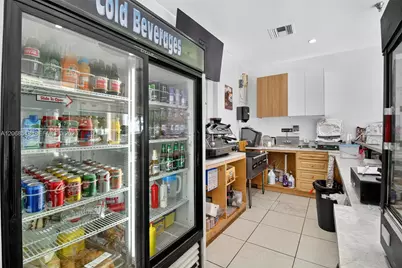 Cafeteria + Mechanic & Tire Shop For Sale â€” Two Businesses in One, Kendall, FL 33186 - Photo 4