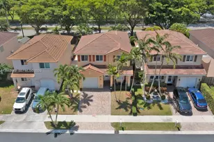 8956 SW 215th Ln, Cutler Bay, FL 33189 - Photo 4
