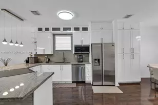 8956 SW 215th Ln, Cutler Bay, FL 33189 - Photo 42