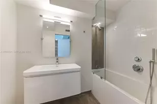 11 Island Ave, Miami Beach, FL 33139 - Photo 10