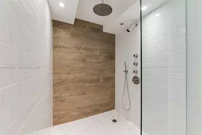 11 Island Ave #1111, Miami Beach, FL 33139 - Photo 16