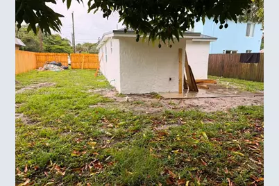 607 NW 8th Ave, Pompano Beach, FL 33060 - Photo 10
