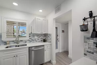 6750 Royal Palm Blvd #107E, Margate, FL 33063 - Photo 4