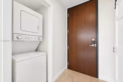 3250 Grand Ave #406, Miami, FL 33133 - Photo 18