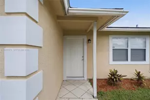 3321 SW Frankford St, Port Saint Lucie, FL 34953 - Photo 4
