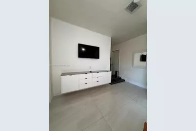 1725 SW 32nd St #0, Fort Lauderdale, FL 33315 - Photo 8