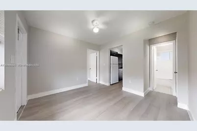 891 SW 5th St #2, Miami, FL 33130 - Photo 4