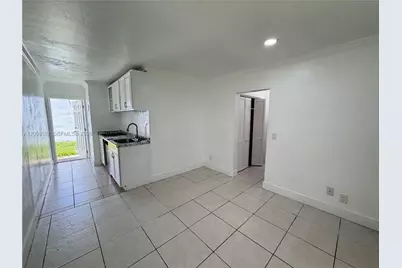4229 Bougainvilla Dr #2, Lauderdale by the Sea, FL 33308 - Photo 4