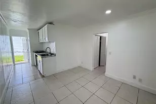 4229 Bougainvilla Dr, Lauderdale by the Sea, FL 33308 - Photo 4