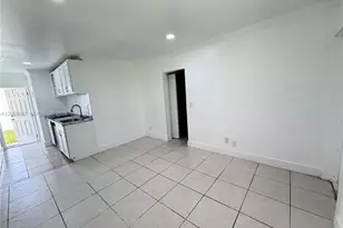 4229 Bougainvilla Dr, Lauderdale by the Sea, FL 33308 - Photo 14