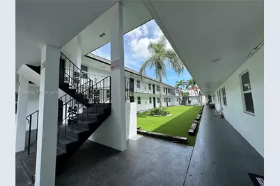 2500 Johnson St #6, Hollywood, FL 33020 - Photo 16